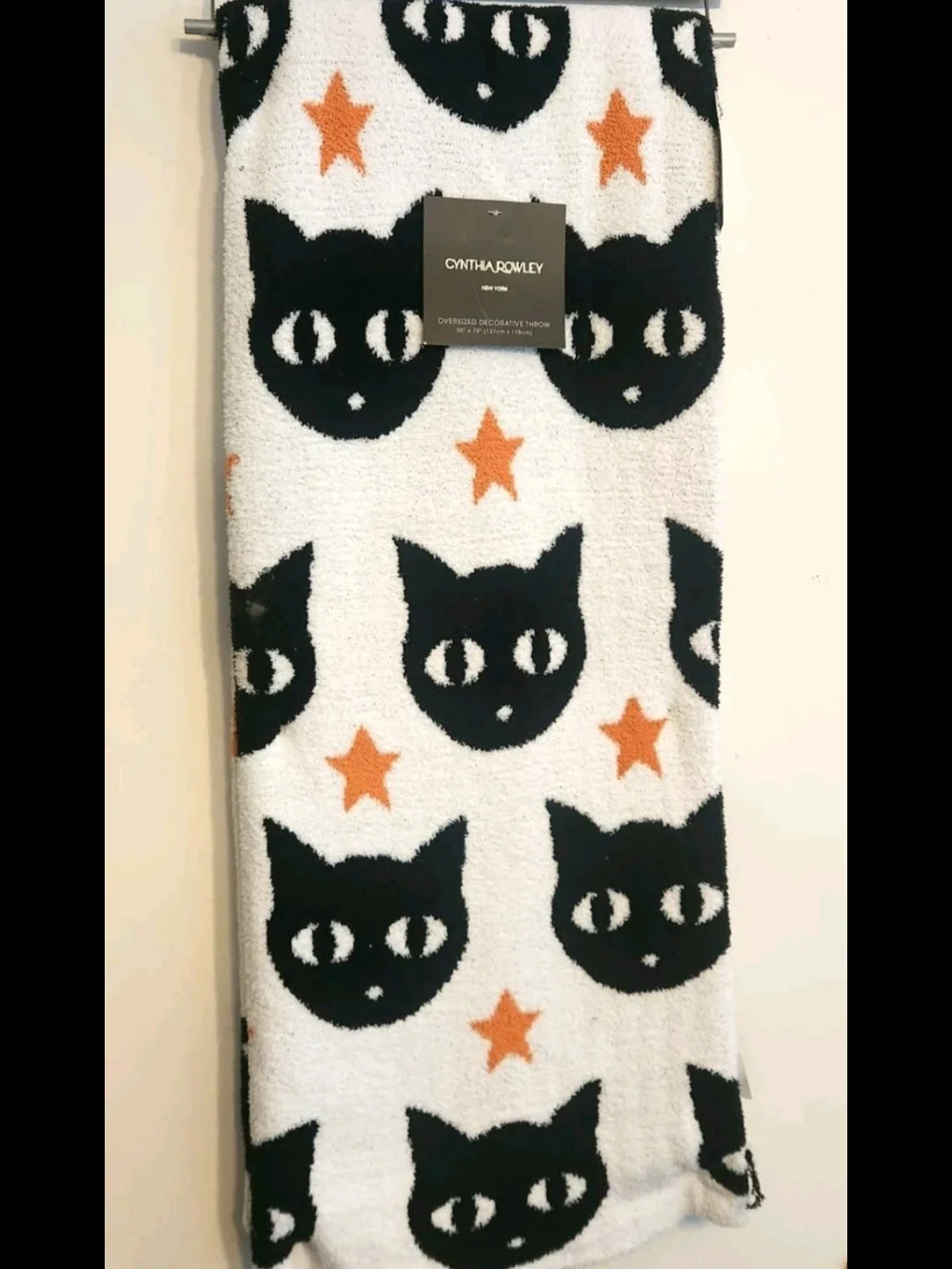 Cynthia Rowley Vintage Look Retro Halloween Throw Blanket 50